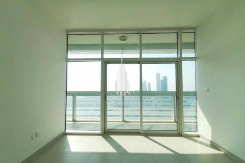 Apartmen di Al Khalidiya, Abu Dhabi, UAE 2 bilik tidur, 123.9 meter persegi № 563578 - foto 2