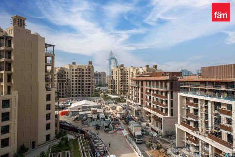 Apartament în Umm Suqeim, Dubai, EAU 4 dormitoare, 255.3 mp.  №689142