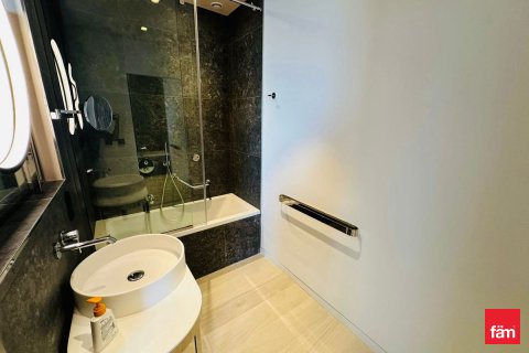 Lägenhet till försäljning i Business Bay, Dubai, UAE 2 sovrum, 74.5 kvm Nr. 689143 - fotografi 3