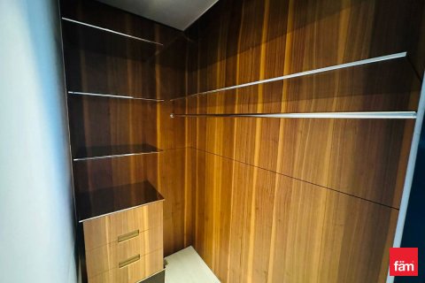 Lägenhet till försäljning i Business Bay, Dubai, UAE 2 sovrum, 74.5 kvm Nr. 689143 - fotografi 11