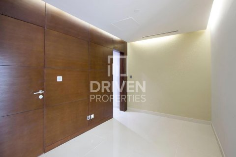 Apartmen di Business Bay, Dubai, UAE 2 bilik tidur, 145.3 meter persegi № 768635 - foto 8