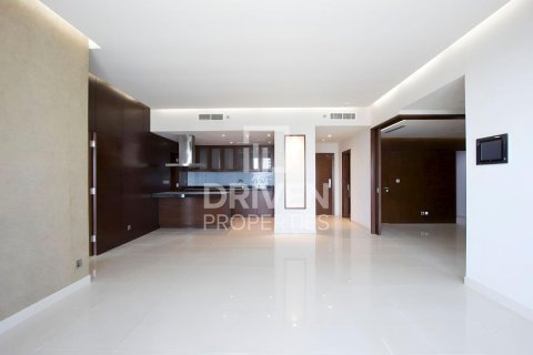 Apartmen di Business Bay, Dubai, UAE 2 bilik tidur, 145.3 meter persegi № 768635 - foto 3