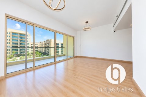 Apartemen di Greens, Dubai, UEA 2 kamar tidur, 116 m2 nomor 763936 - foto 2