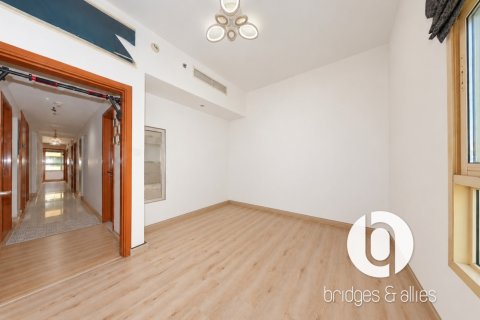 Apartemen di Greens, Dubai, UEA 2 kamar tidur, 116 m2 nomor 763936 - foto 15