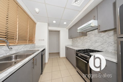 Apartemen di Greens, Dubai, UEA 2 kamar tidur, 116 m2 nomor 763936 - foto 7