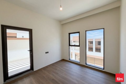 Townhouse sa Dubai, UAE 4 silid-tulugan, 143.5 sq.m. № 715414 - larawan 12