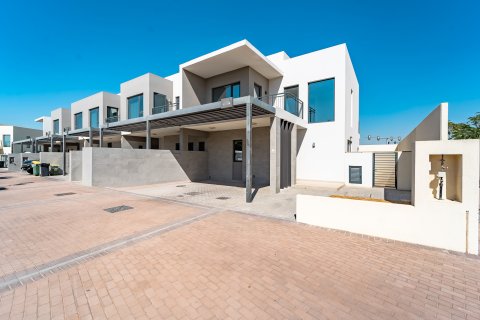 Adosado en Dubai, EAU 4 dormitorios, 205 m² № 711761