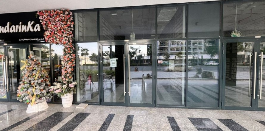 Tindahan sa Meydan, Dubai, UAE 61.5 sq.m. № 686069