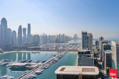 Lägenhet till försäljning i Dubai Harbour, Dubai, UAE 4 sovrum, 422.9 kvm Nr. 686070 - fotografi 12