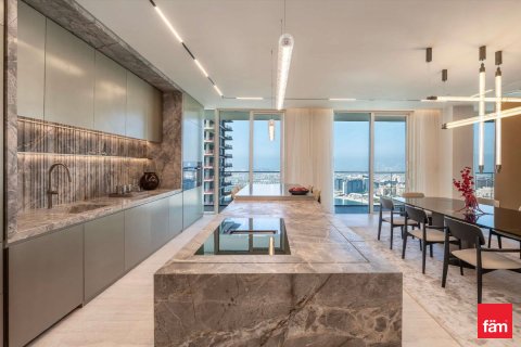 Lägenhet till försäljning i Dubai Harbour, Dubai, UAE 4 sovrum, 422.9 kvm Nr. 686070 - fotografi 6