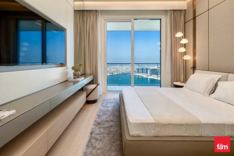 Lägenhet till försäljning i Dubai Harbour, Dubai, UAE 4 sovrum, 422.9 kvm Nr. 686070 - fotografi 15