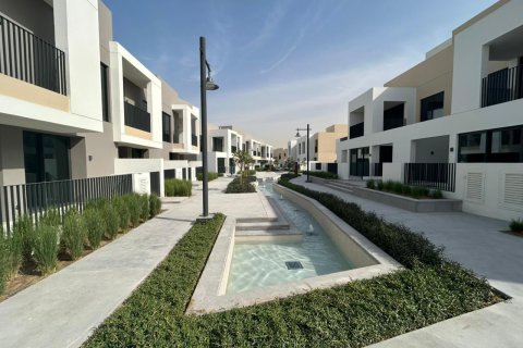 Kamienica na sprzedaż w Arabian Ranches 3, Dubai, ZEA 3 sypialnie, 218.88 mkw., nr 739244 - zdjęcie 2