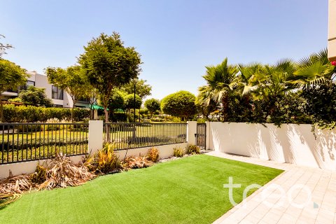 Casa urbana para venda em Dubai, EAU 4 quartos, 250 m2 № 739242 - foto 10
