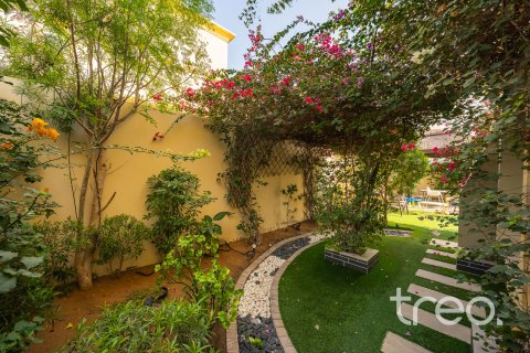 The Springs、Dubai、UAE にあるヴィラ販売中 2ベッドルーム、156.63 m2、No739245 - 写真 13