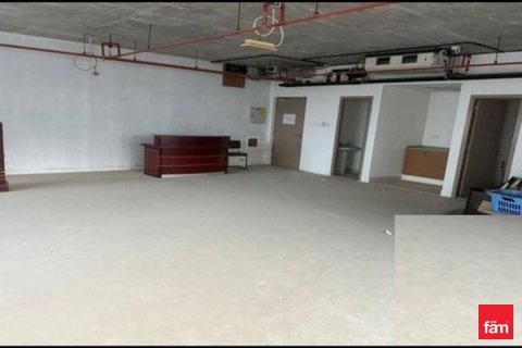 Zyrë në Dubai, Emiratet e Bashkuara Arabe 85.9 m2. № 678322 - Foto 7