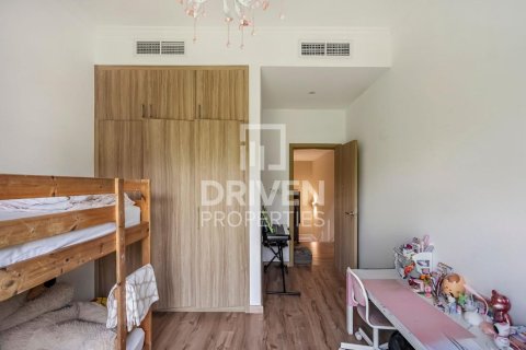 Shtëpi në qytet në Dubai Land, Dubai, Emiratet e Bashkuara Arabe 3 dhoma gjumi, 181 m2. № 653079 - Foto 13