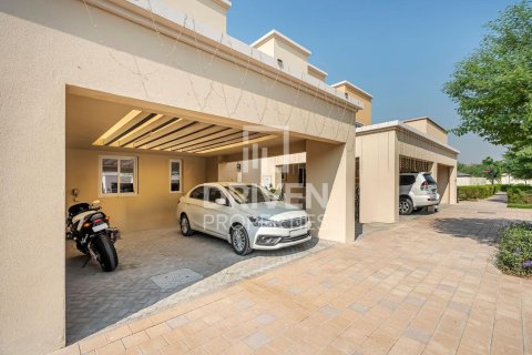 Shtëpi në qytet në Dubai Land, Dubai, Emiratet e Bashkuara Arabe 3 dhoma gjumi, 181 m2. № 653079 - Foto 3