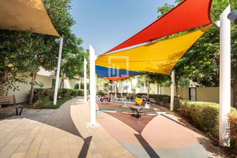 Shtëpi në qytet në Dubai Land, Dubai, Emiratet e Bashkuara Arabe 3 dhoma gjumi, 181 m2. № 653079 - Foto 17