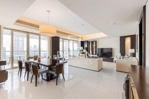 Apartman u gradu Downtown Dubai (Downtown Burj Dubai), UAE 4 spavaće sobe, 443 m2 Br. 653080 - Slika 1