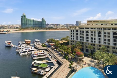 Appartement te koop in Culture Village, Dubai, VAE 3 slaapkamers, 366 vr.m., nr 698377 - foto 26