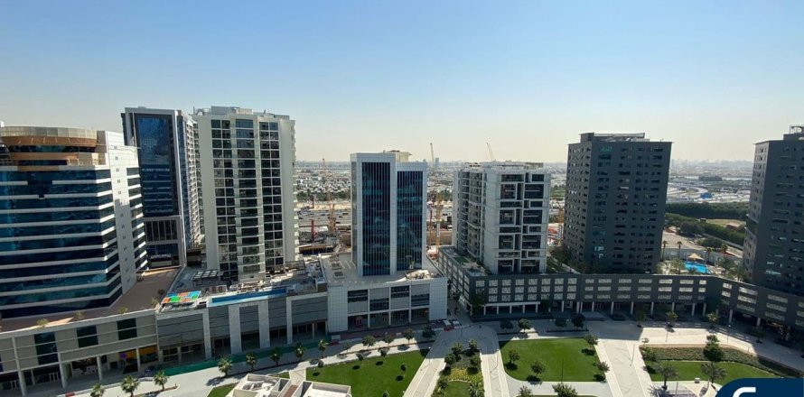 شقة في الخليج التجاري، دبي 2 غرفة نوم ، 137 متر مربع . ر قم 698379