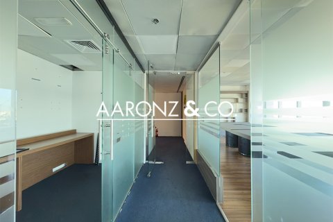 مكتب للإيجار في Sheikh Zayed Road، دبي، الإمارات العربية المتحدة 372.2 متر مربع ، رقم 670525 - صورة 11