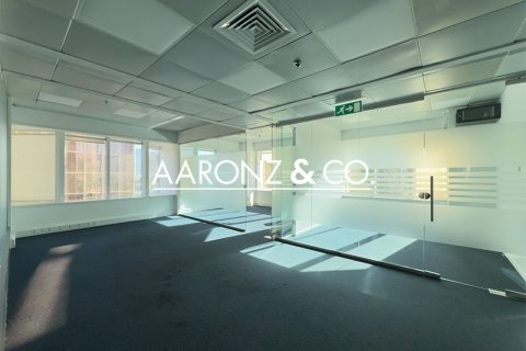 مكتب للإيجار في Sheikh Zayed Road، دبي، الإمارات العربية المتحدة 372.2 متر مربع ، رقم 670525 - صورة 13