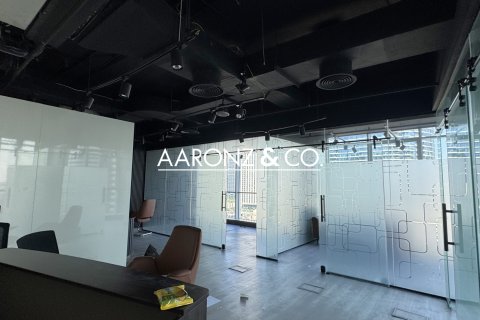 Oficina en alquiler en Business Bay, Dubai, EAU 104.9 m2 № 670527 - foto 4