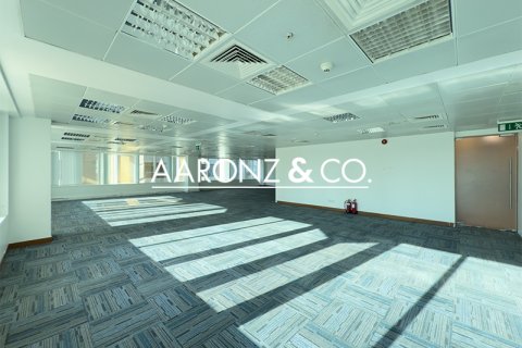 مكتب للإيجار في Sheikh Zayed Road، دبي، الإمارات العربية المتحدة 186.1 متر مربع ، رقم 670524 - صورة 10