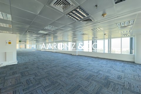 مكتب للإيجار في Sheikh Zayed Road، دبي، الإمارات العربية المتحدة 372.2 متر مربع ، رقم 670523 - صورة 11