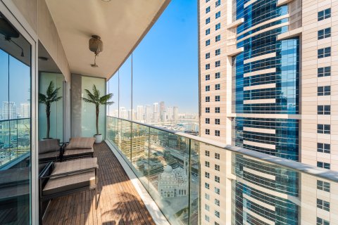 Apartment in DAMAC HEIGHTS in Dubai Marina, UAE 3 bedrooms, 179 sq.m. № 703241 - photo 24