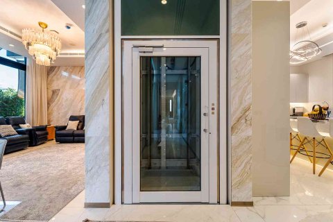 Huvila Jumeirah, Dubai, Arabiemiraatit 4 makuuhuonetta, 780 m2 № 703216 - kuva 17