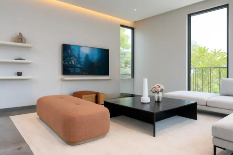 Villa in Dubai Sports City, UAE 5 bedrooms, 560 sq.m. № 703215 - photo 7