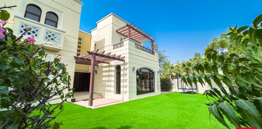 טאונהאוס ב Dubai, איחוד האמירויות 4 חדרי שינה, 431.8 מ"ר מספר 725920