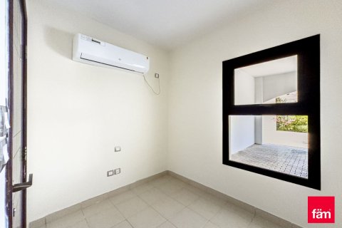 Řadový dům v Dubai, SAE 4 ložnice, 431.8 m² Č.: 725920 - fotografie 11