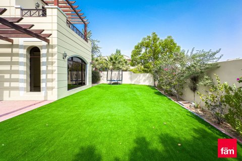 Řadový dům v Dubai, SAE 4 ložnice, 431.8 m² Č.: 725920 - fotografie 15