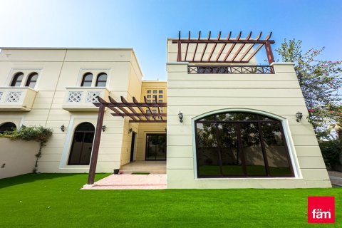 Řadový dům v Dubai, SAE 4 ložnice, 431.8 m² Č.: 725920 - fotografie 28