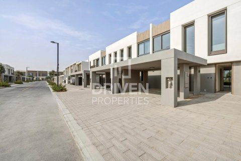 Townhouse in The Valley, Dubai, UAE 3 bedrooms, 174.01 sq.m. № 757135 - photo 18