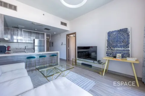 Apartamento para arrendamento em Jumeirah Lake Towers, Dubai, EAU 1 quarto, 70 m2 № 650196 - foto 2