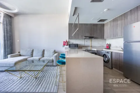 Apartamento para arrendamento em Jumeirah Lake Towers, Dubai, EAU 1 quarto, 70 m2 № 650196 - foto 10