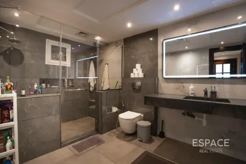 Vila u gradu Meadows, Dubai, UAE 4 spavaće sobe, 553 m2 Br. 650180 - Slika 6