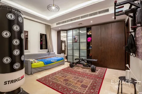 Vila u gradu Meadows, Dubai, UAE 4 spavaće sobe, 553 m2 Br. 650180 - Slika 9