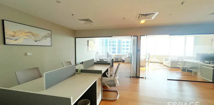 Kantor di Jumeirah Lake Towers, Dubai, UEA 105 m2 nomor 650197