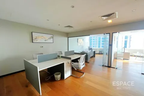 Kantor di Jumeirah Lake Towers, Dubai, UEA 105 m2 nomor 650197 - foto 9