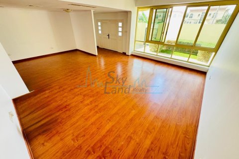 Vila v Jumeirah, Dubai, SAE 4 ložnice, 371.6 m² Č.: 650558 - fotografie 4