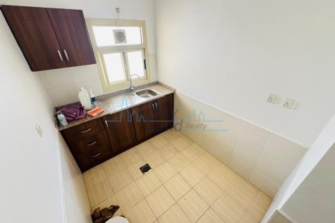 Vila v Jumeirah, Dubai, SAE 4 ložnice, 371.6 m² Č.: 650558 - fotografie 31