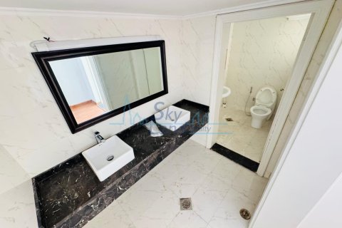 Vila v Jumeirah, Dubai, SAE 4 ložnice, 371.6 m² Č.: 650558 - fotografie 18