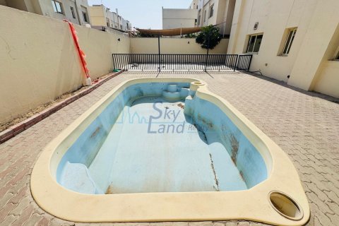 Vila v Jumeirah, Dubai, SAE 4 ložnice, 371.6 m² Č.: 650558 - fotografie 8