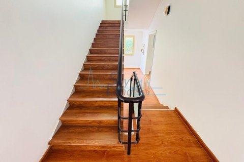 Vila v Jumeirah, Dubai, SAE 4 ložnice, 371.6 m² Č.: 650558 - fotografie 15