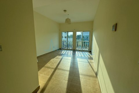 Villa para arrendamento em Jumeirah Village Triangle, Dubai, EAU 2 quartos, 325.2 m2 № 650554 - foto 7